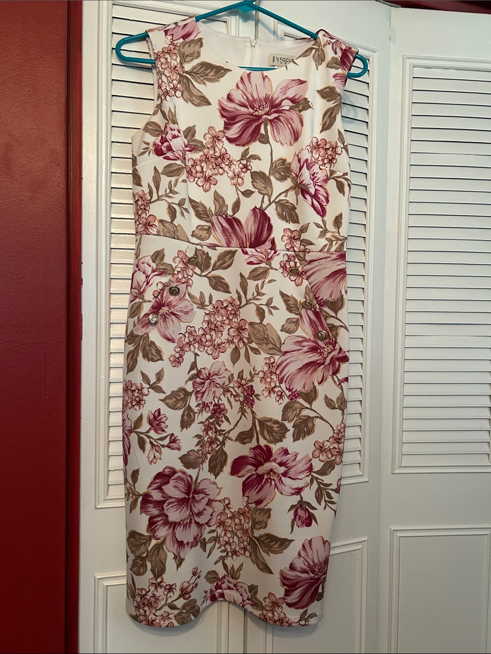 Floral Sheath Dress in Cream and Pink - Elegant Sleeveless Design summer party